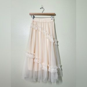 Lace Cream Tiered Midi Skirt